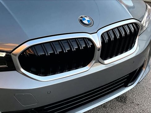 Certified 2023 BMW 330i Sedan w/ Premium Package image 29