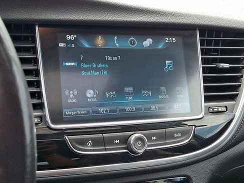 Used 2019 Buick Encore Essence AWD/4WD image 20