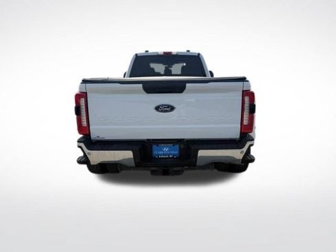 Used 2023 Ford F350 XLT w/ 360-Degree Camera Package AWD/4WD image 6