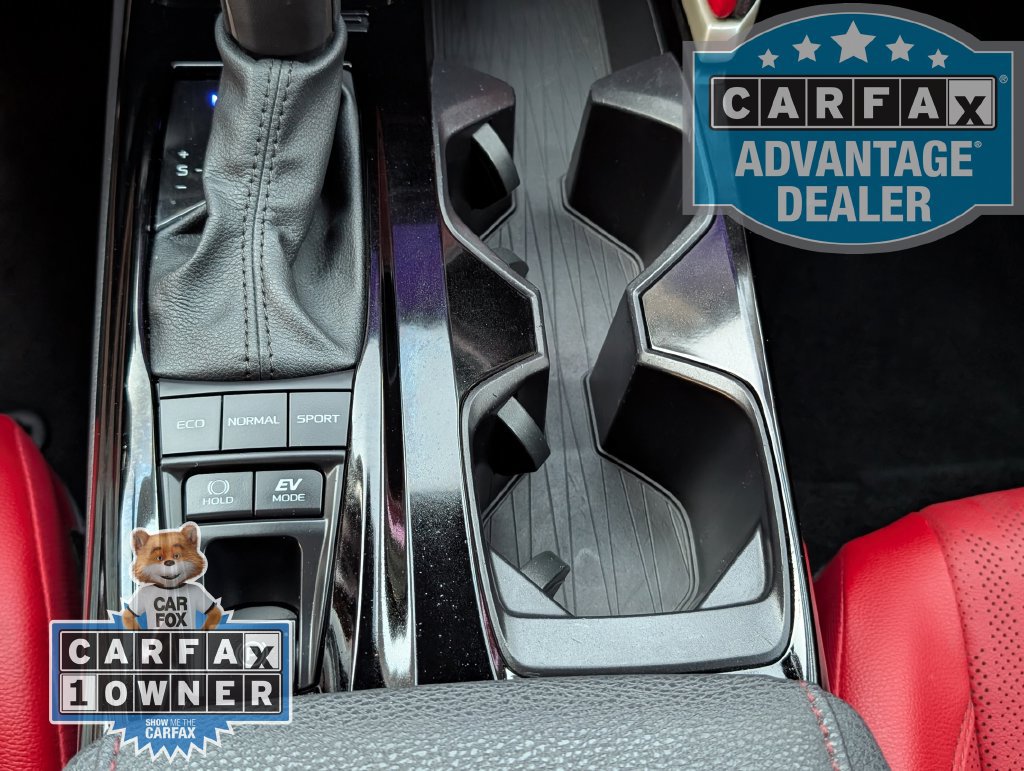 Used 2025 Toyota Camry XSE FWD image 9
