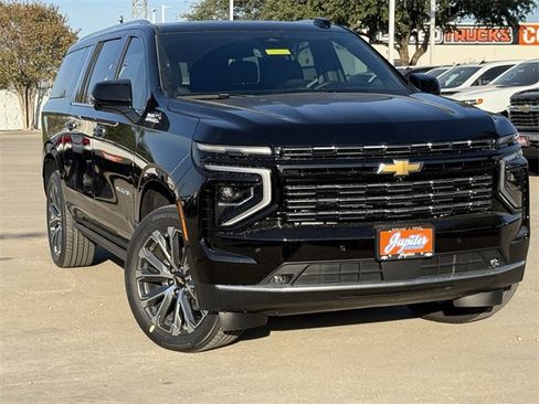 New 2026 Chevrolet Suburban High Country image 2