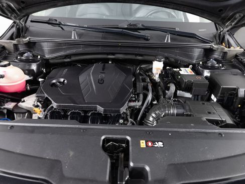 Used 2023 Kia Sportage EX FWD image 40