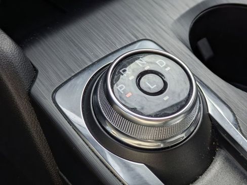 Used 2025 Ford Escape ST-Line image 17