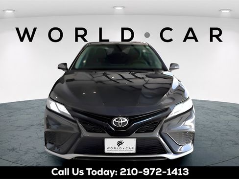 Used 2022 Toyota Camry XSE image 2