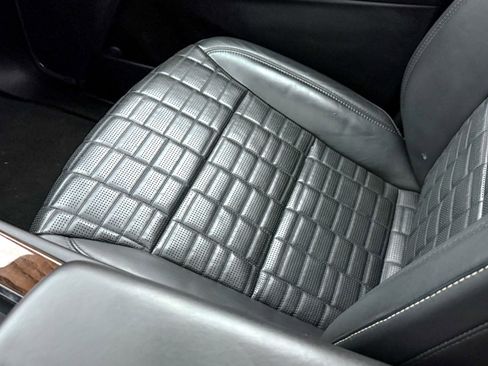 Used 2021 Cadillac Escalade Sport Platinum w/ LPO, ONYX Package image 36