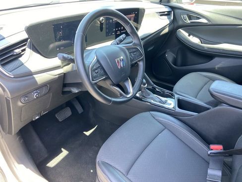 Used 2025 Buick Encore GX Preferred FWD image 6