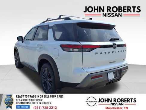 New 2026 Nissan Pathfinder SL image 16