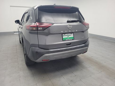 Used 2022 Nissan Rogue SV FWD image 6