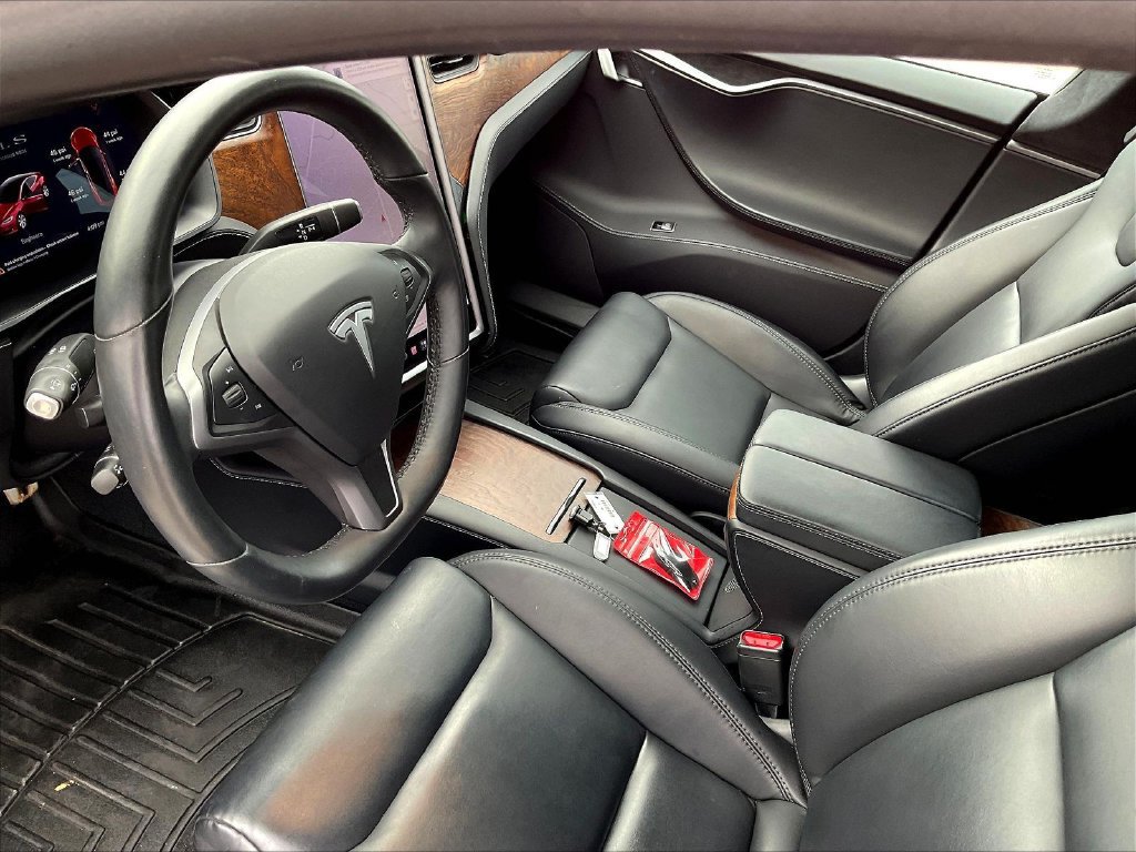 Used 2021 Tesla Model S Performance AWD/4WD image 19