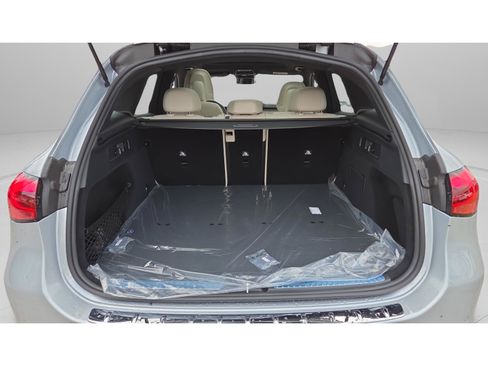 New 2026 Mercedes-Benz GLC 300 image 15