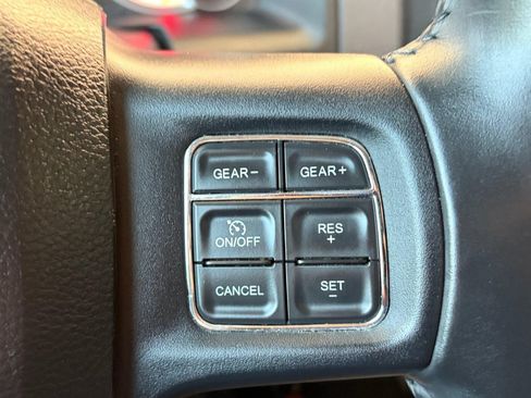 Used 2015 RAM 1500 Big Horn RWD image 26