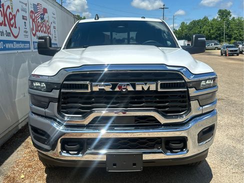 New 2025 RAM 3500 Tradesman image 5