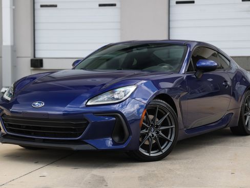 Used 2022 Subaru BRZ Limited RWD image 1