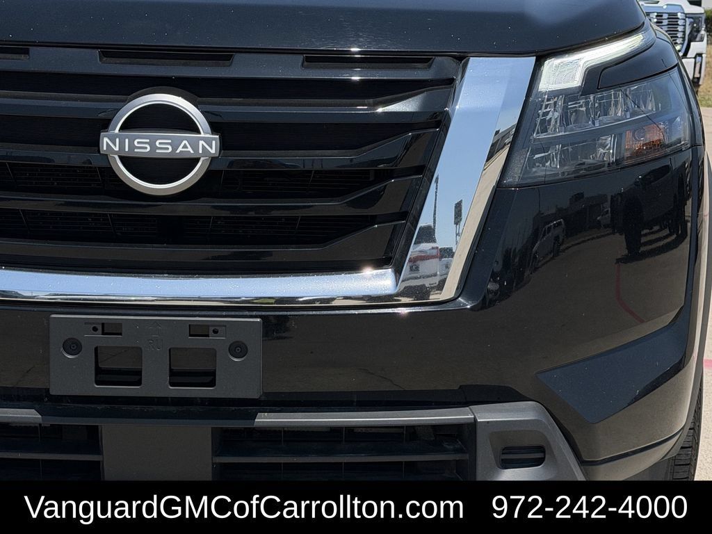 Used 2024 Nissan Pathfinder S AWD/4WD image 4