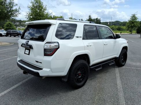 Used 2018 Toyota 4Runner TRD Pro AWD/4WD image 5