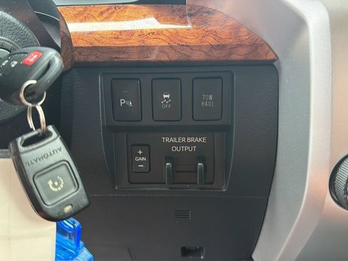 Used 2019 Toyota Tundra 1794 Edition AWD/4WD image 48
