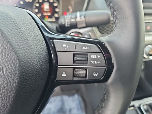 Certified 2025 Acura Integra image 17