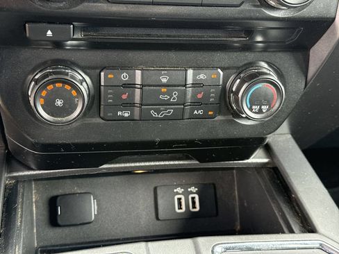 Used 2016 Ford F150 XLT w/ Equipment Group 302A Luxury AWD/4WD image 21