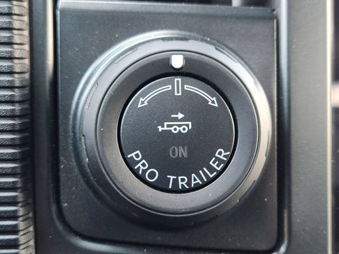 Certified 2025 Ford F150 Raptor w/ Equipment Group 803A Raptor R AWD/4WD image 30