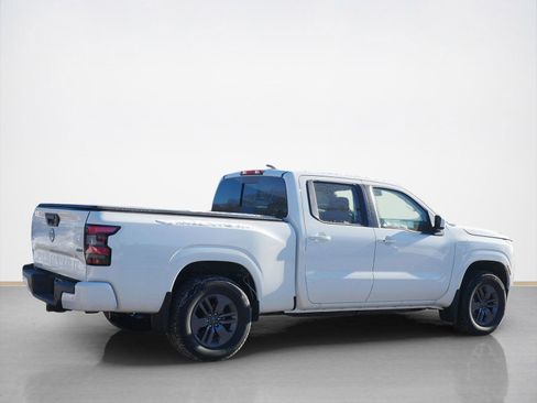 New 2026 Nissan Frontier SV w/ SV Convenience Package image 2