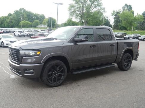 Used 2026 RAM 1500 Laramie w/ Night Edition AWD/4WD image 10