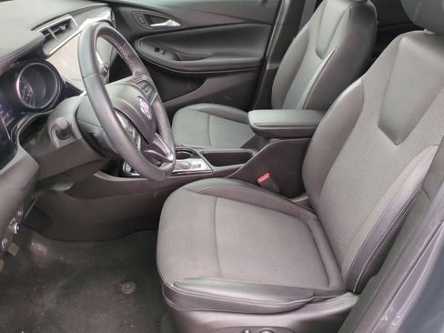 Used 2022 Buick Encore GX Preferred w/ Cold Weather Comfort Package AWD/4WD image 16