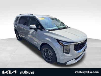 Used 2025 Kia Carnival EX