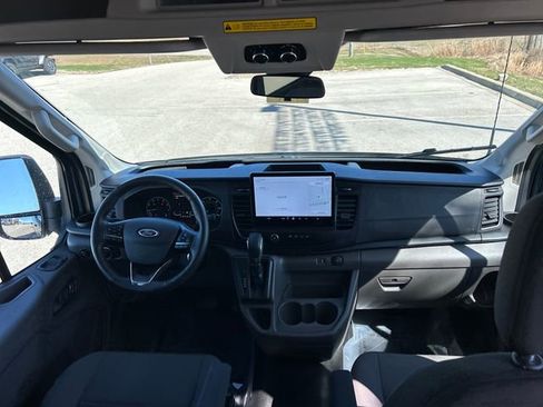 Used 2025 Ford Transit 350 XL image 9