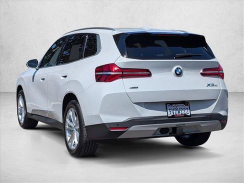 Used 2025 BMW X3 xDrive30i w/ Convenience Package AWD/4WD image 8