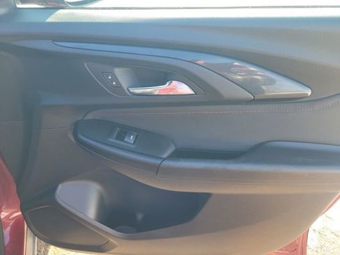 Used 2023 Chevrolet TrailBlazer RS w/ Convenience Package image 19