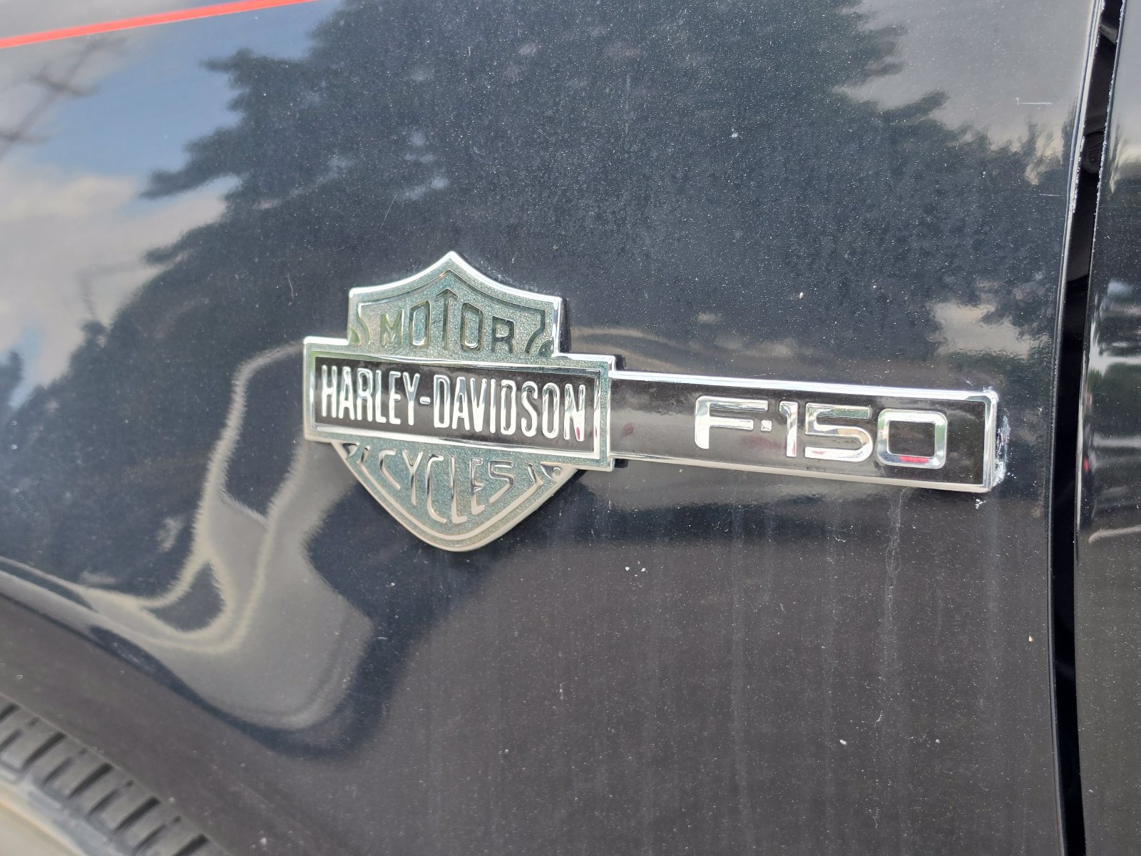 Used 2000 Ford F150 Harley-Davidson RWD image 3