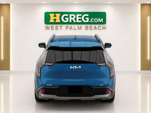 Used 2024 Kia EV9 GT-Line AWD/4WD image 2