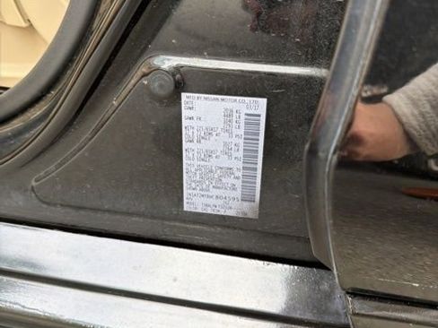 Used 2017 Nissan Rogue S image 16