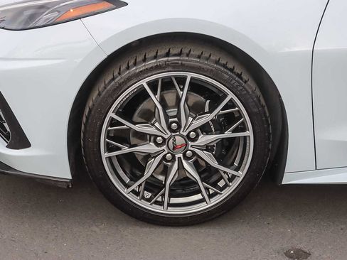 Used 2024 Chevrolet Corvette Stingray Premium Cpe w/ 3LT image 9