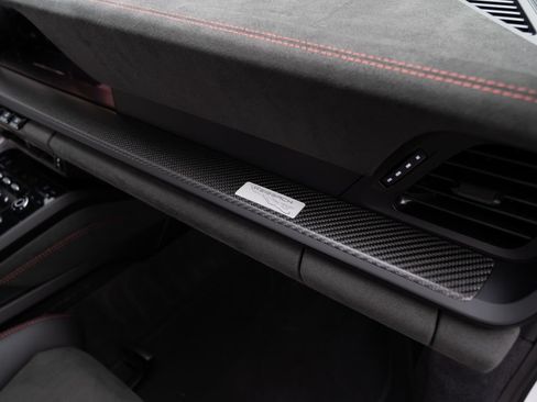 Used 2025 Porsche 911 GT3 RS RWD image 32