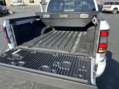 Used 2024 Nissan Frontier SV w/ SV Convenience Package AWD/4WD image 21