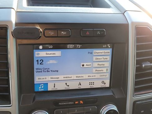 Used 2018 Ford F150 Lariat w/ Equipment Group 502A Luxury image 19