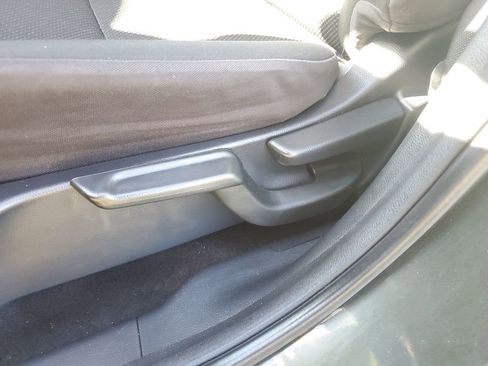 Used 2018 Honda HR-V LX image 20