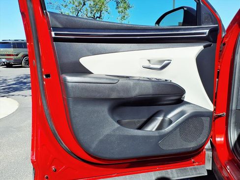 Used 2022 Hyundai Tucson SE image 20