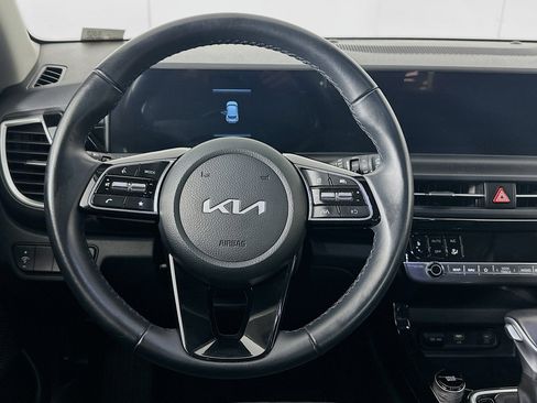 Used 2025 Kia Seltos S image 18