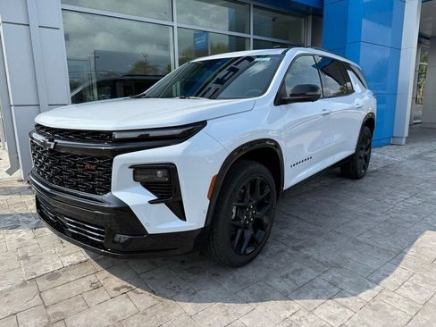 New 2026 Chevrolet Traverse RS w/ LPO, Floor Liner Package image 1