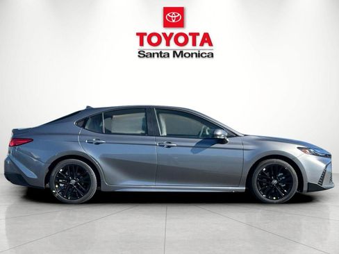 New 2026 Toyota Camry SE image 2