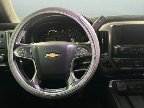 Used 2018 Chevrolet Silverado 1500 LT w/ All Star Edition RWD image 10