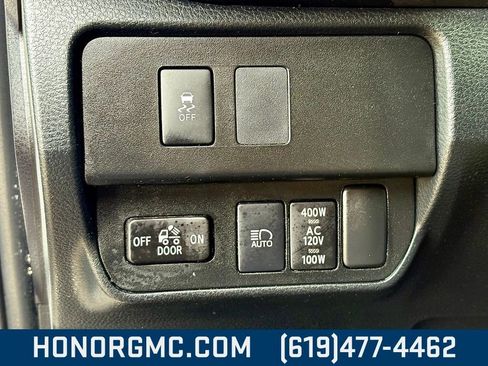 Used 2020 Toyota Tacoma TRD Off-Road image 15