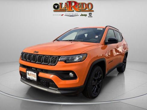 New 2026 Jeep Compass Latitude image 3