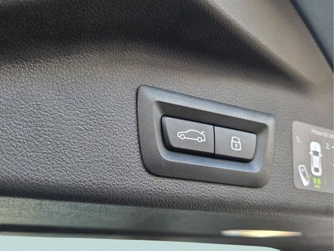 Used 2026 BMW X5 sDrive40i w/ Premium Package RWD image 19