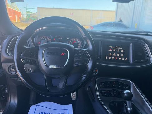 Used 2020 Dodge Challenger R/T w/ Blacktop Package image 20