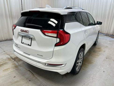 Used 2023 GMC Terrain Denali AWD/4WD image 12