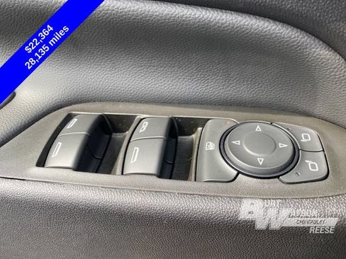 Used 2024 Chevrolet Equinox LT w/ LPO, Floor Liner Package FWD image 17