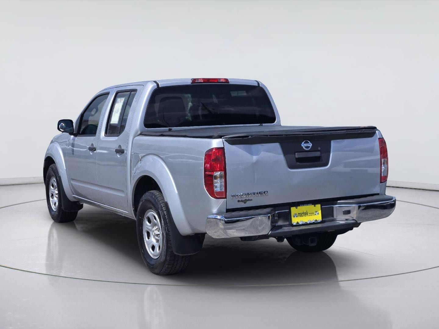 Used 2014 Nissan Frontier S RWD image 6